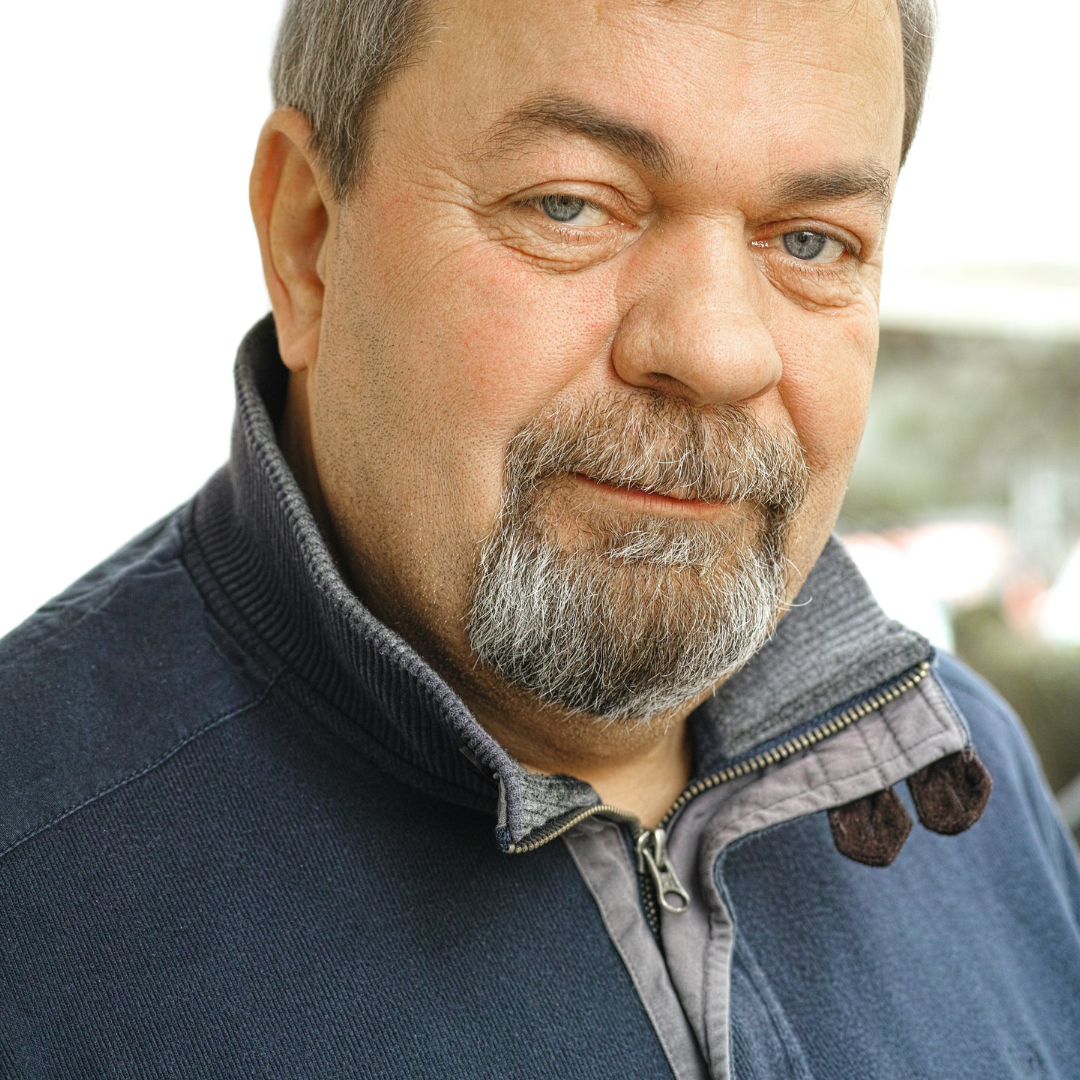 <em>Antonio Diaz L.</em>